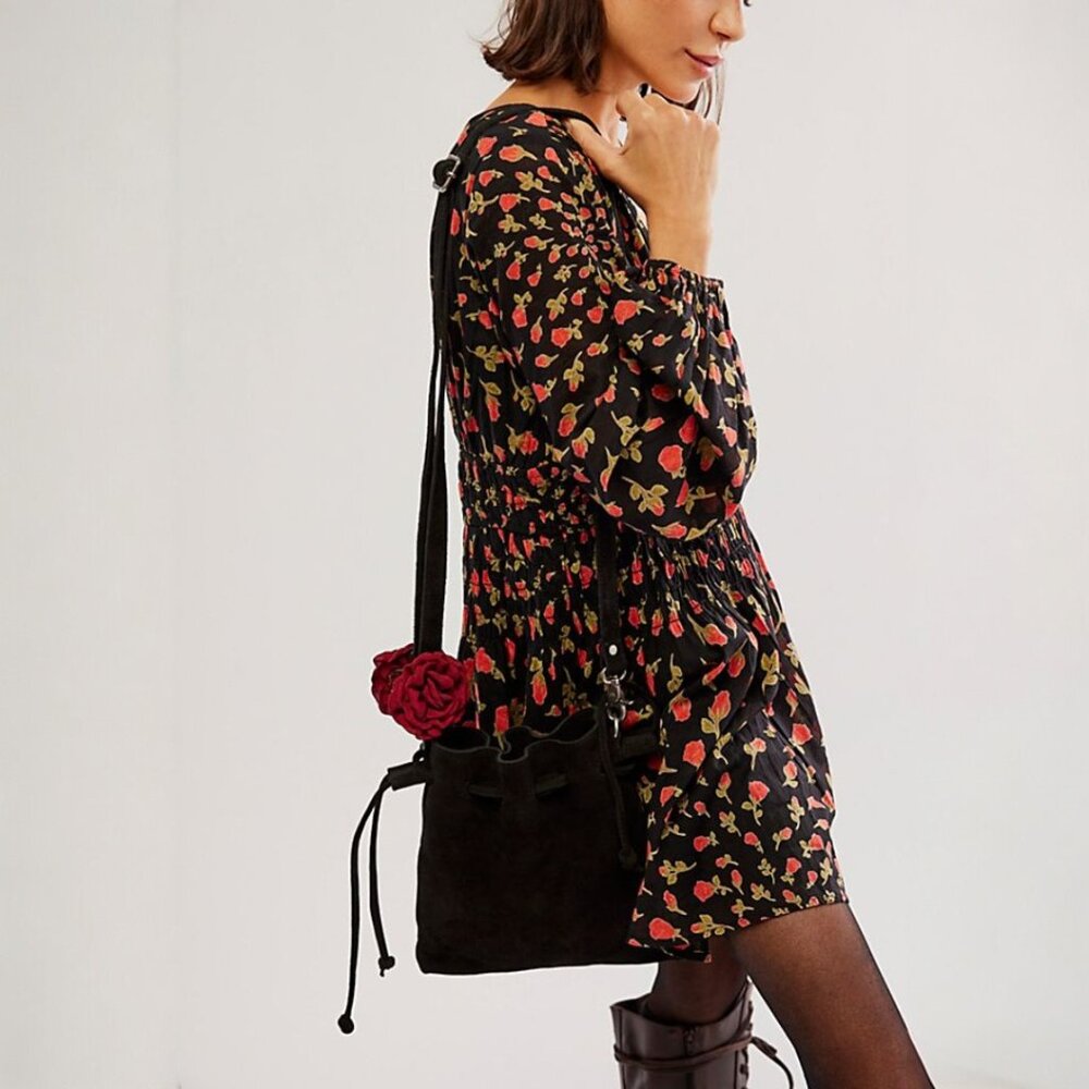 Free People Billie True Black Suede Drawstring Cross Body Slouchy Medicine Style - Picture 8 of 12
